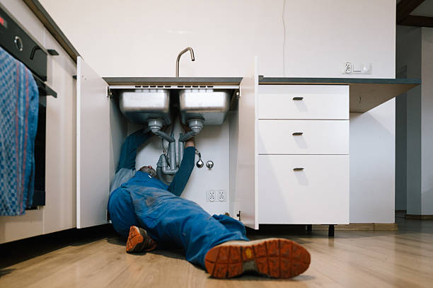 Professional Drain Cleaning technician working in Long Grove, IL
